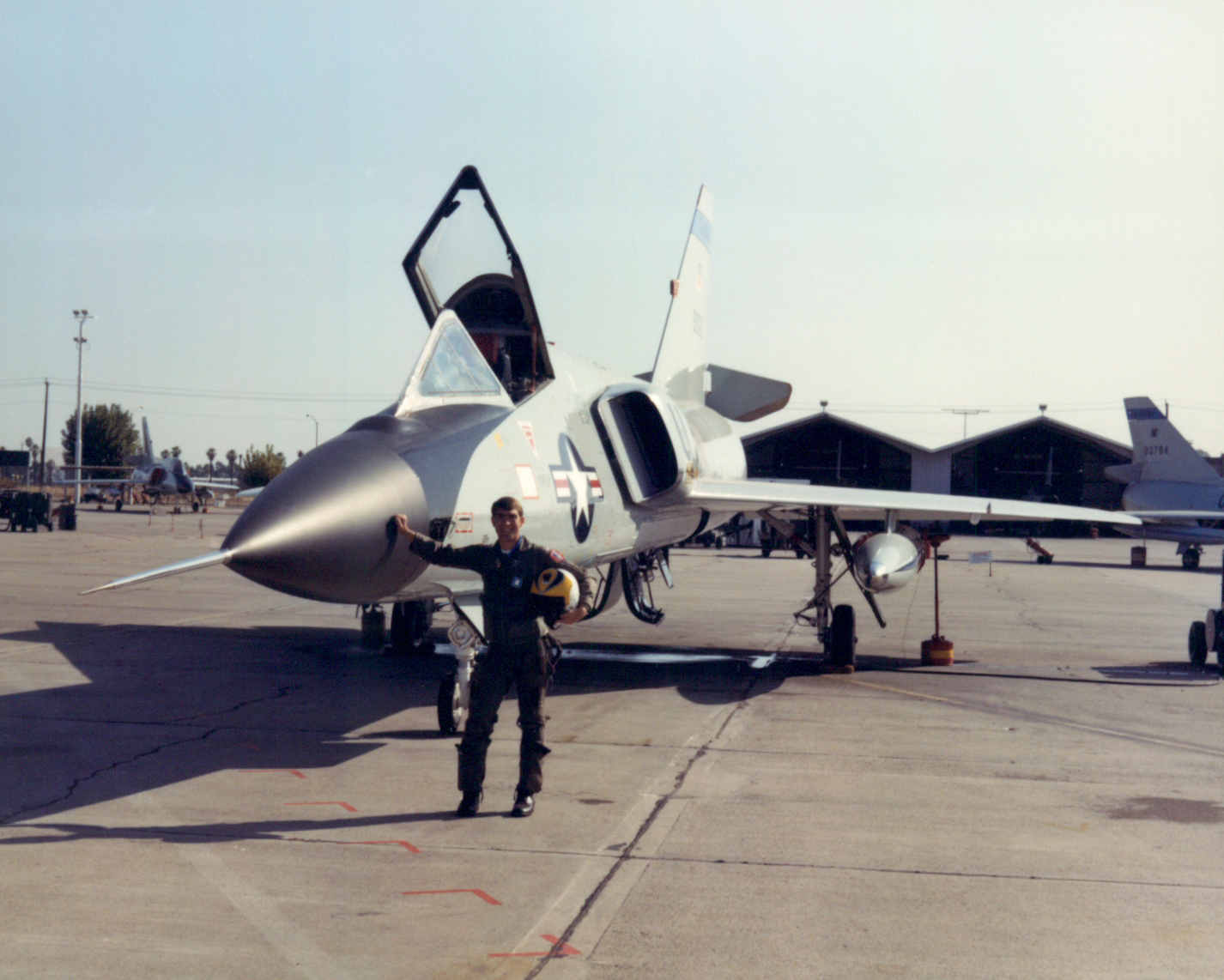F-106-003