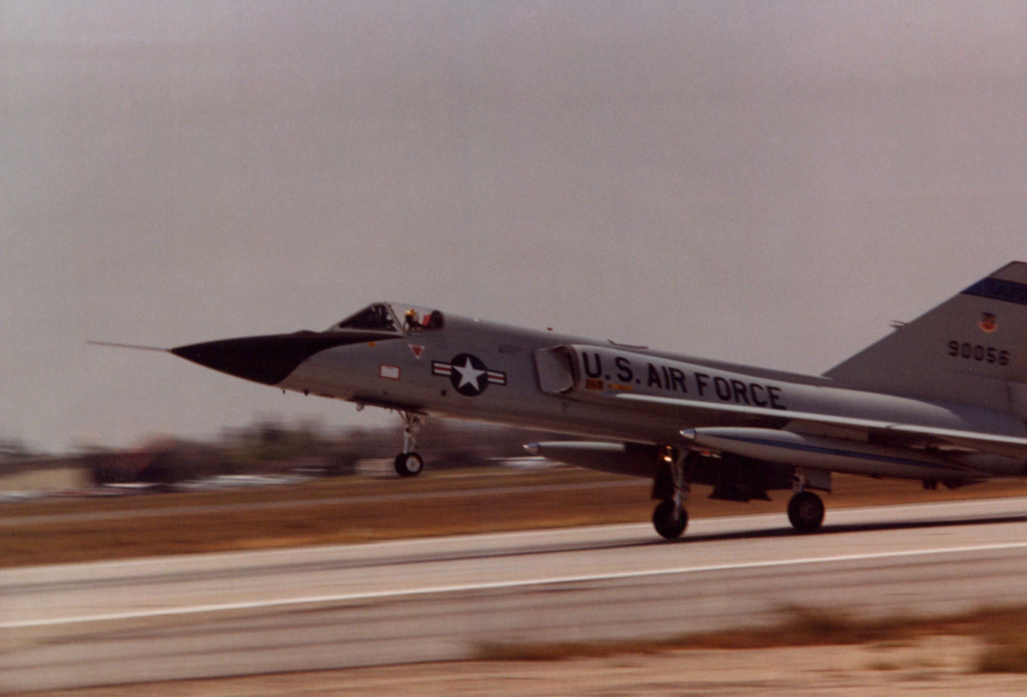 F-106-012
