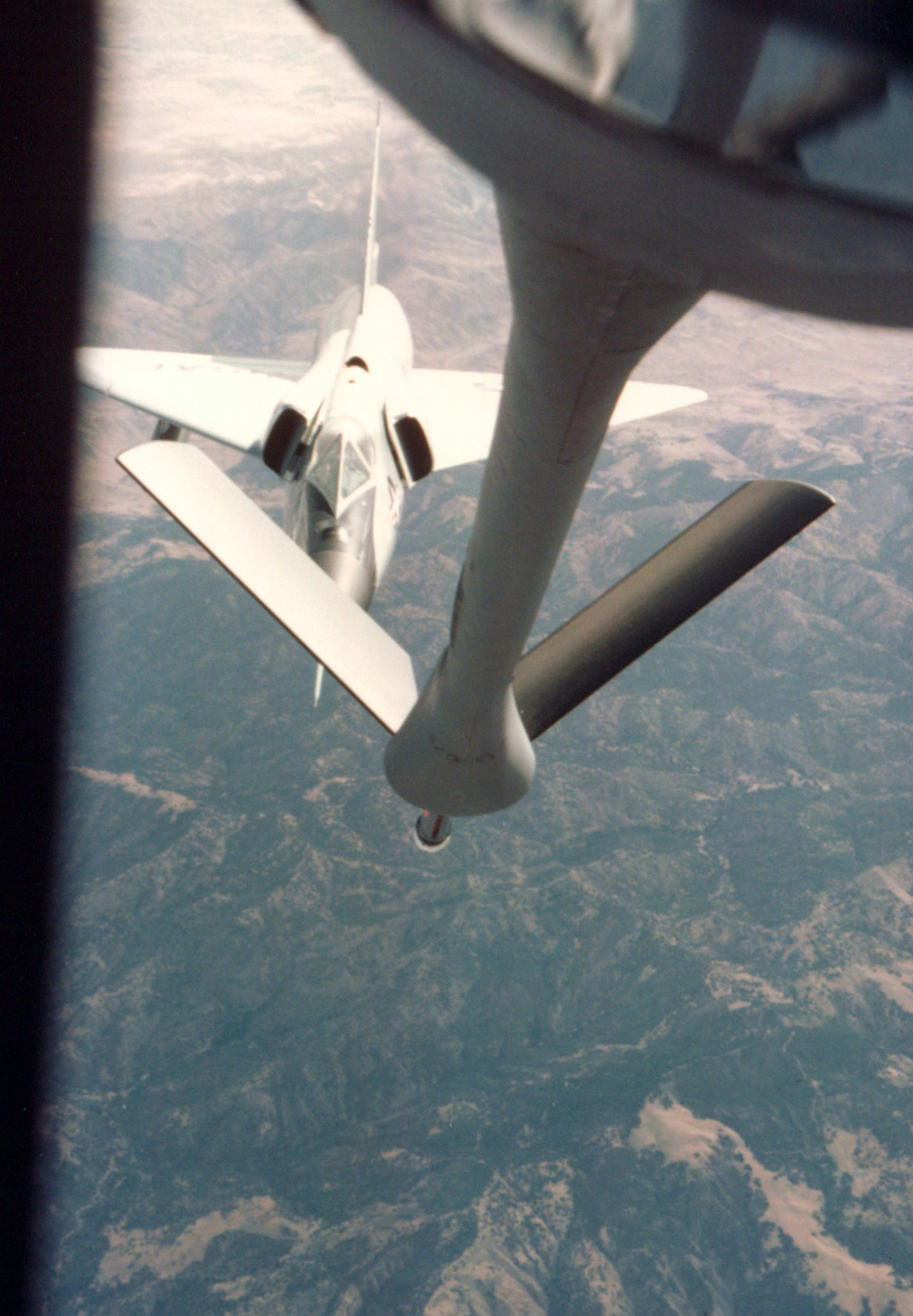 F-106-027