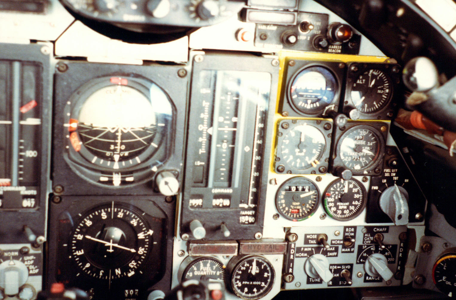 F-106-034