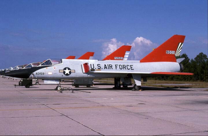 F-106-052