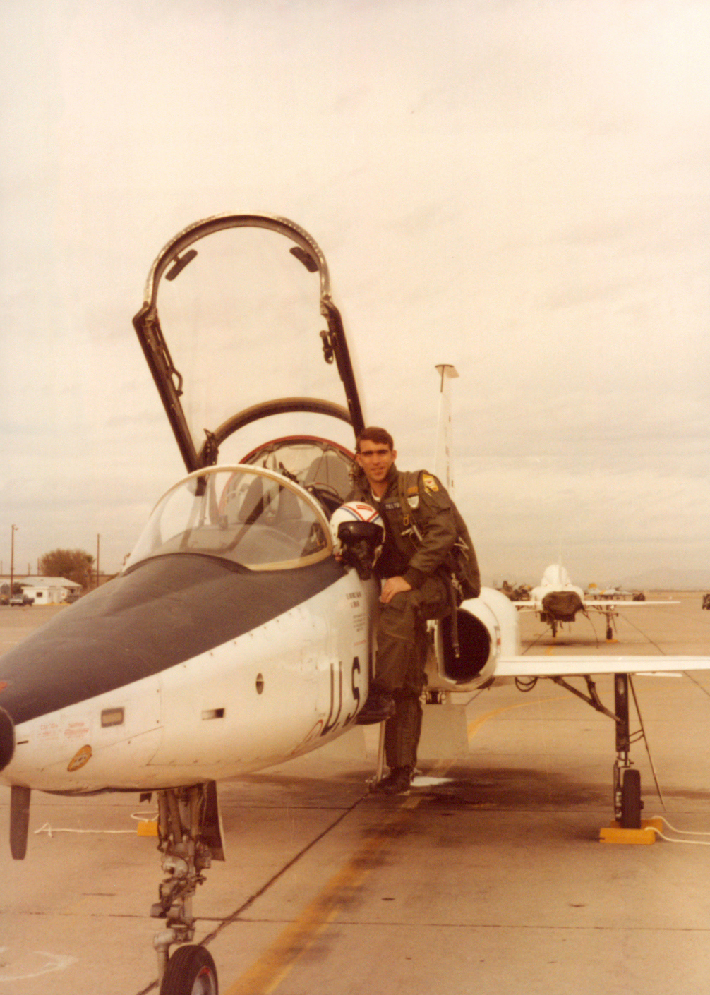 T-38-001